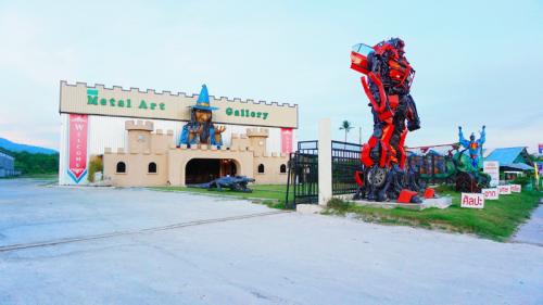 Metal Art Gallery ศิลปะจากเศษเหล็ก
